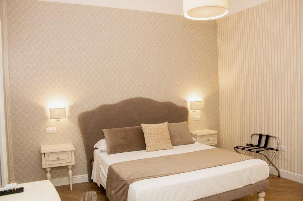 Florita Napoli Hotell Exteriör bild