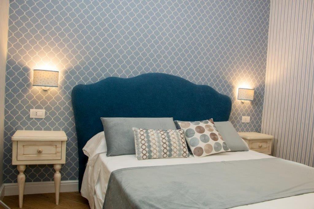 Florita Napoli Hotell Exteriör bild