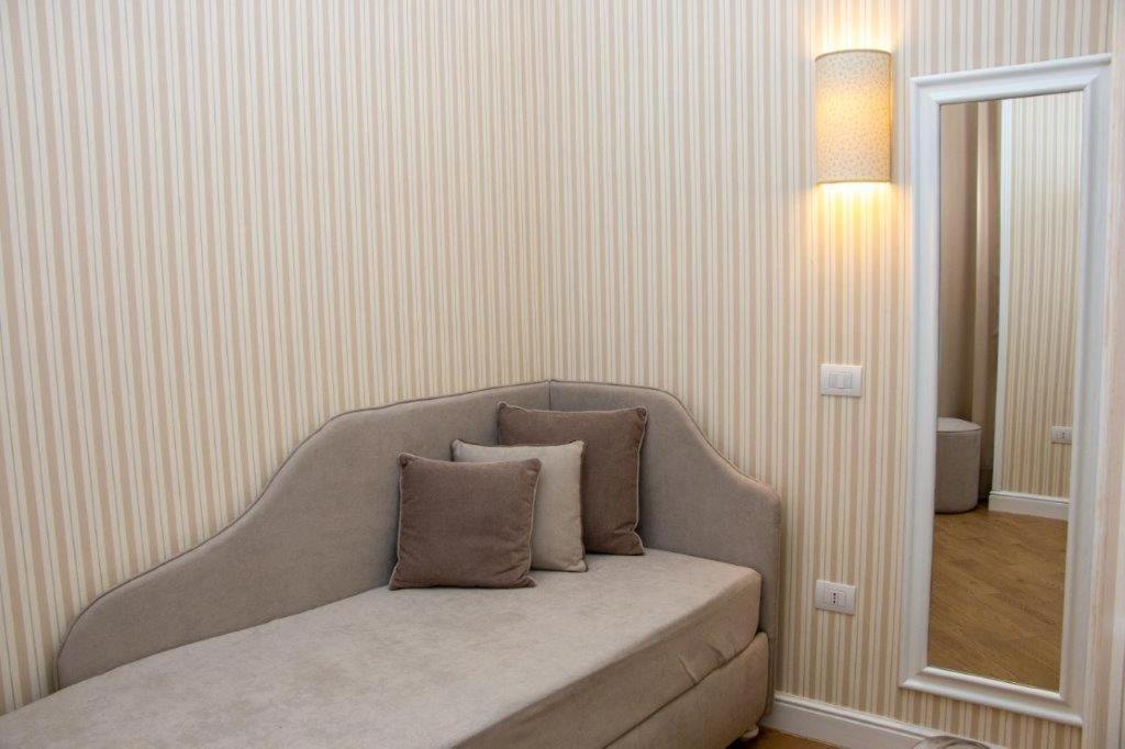 Florita Napoli Hotell Exteriör bild