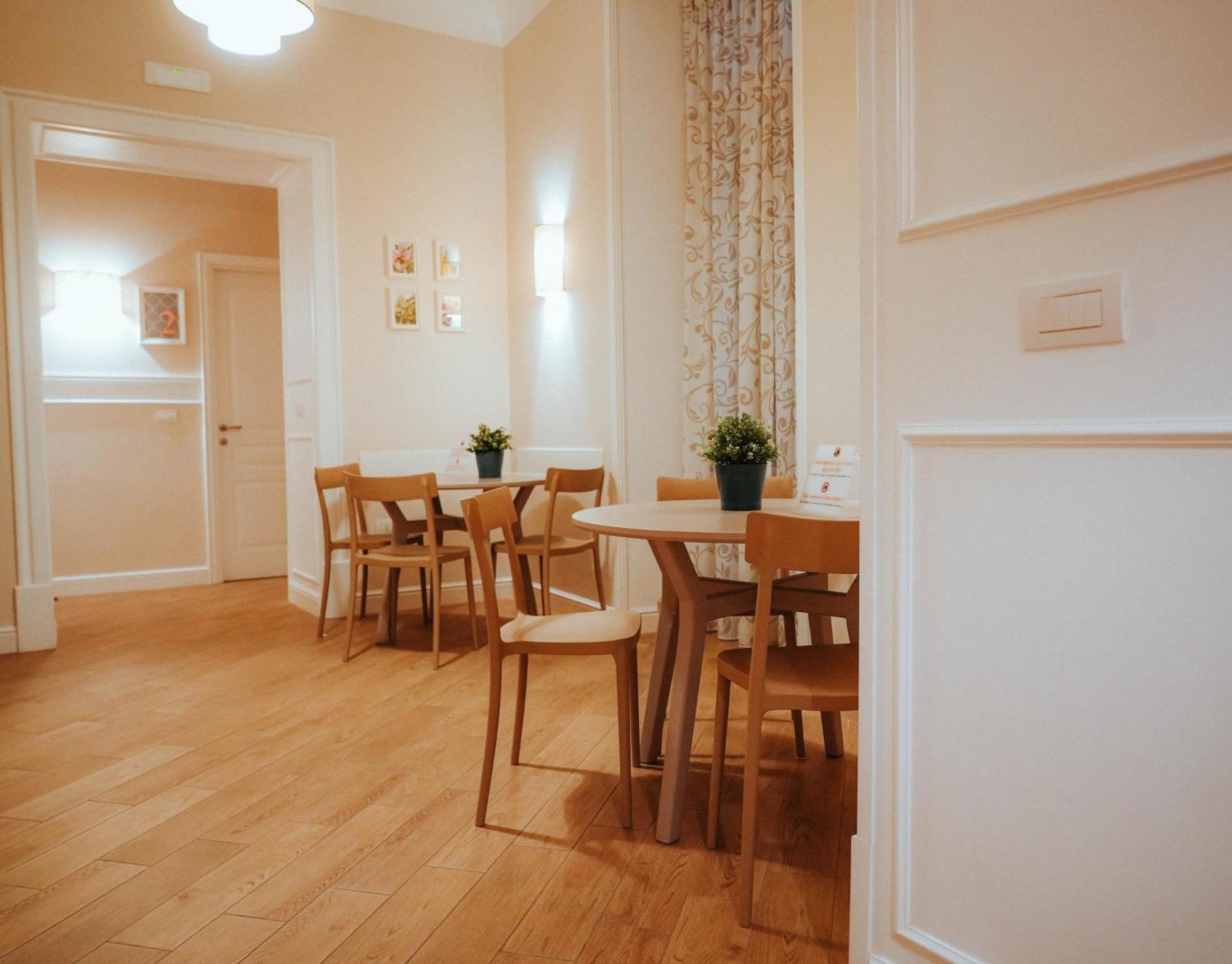 Florita Napoli Hotell Exteriör bild