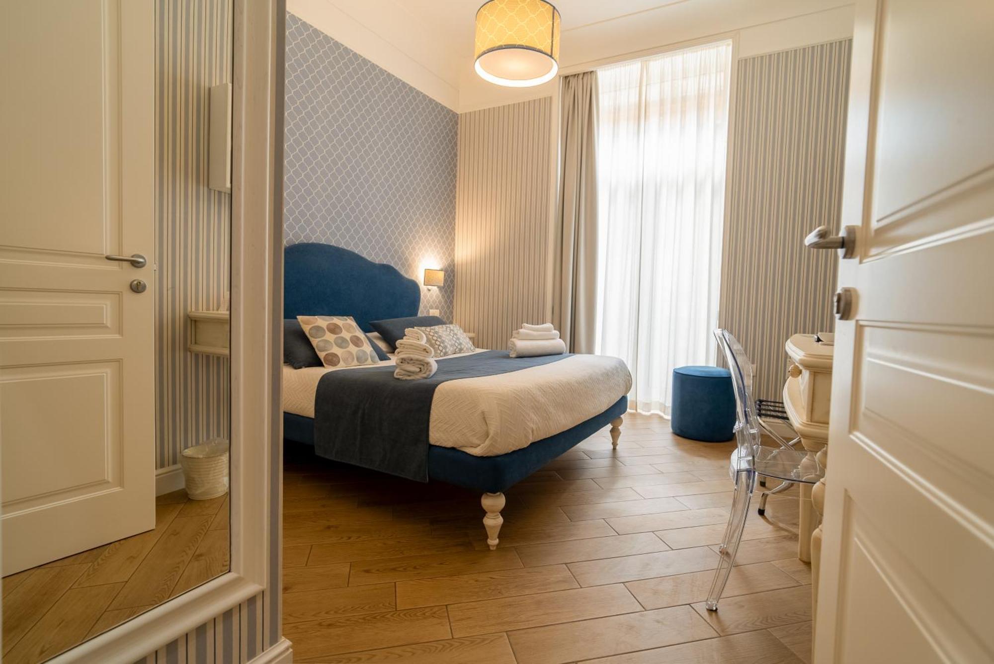 Florita Napoli Hotell Exteriör bild