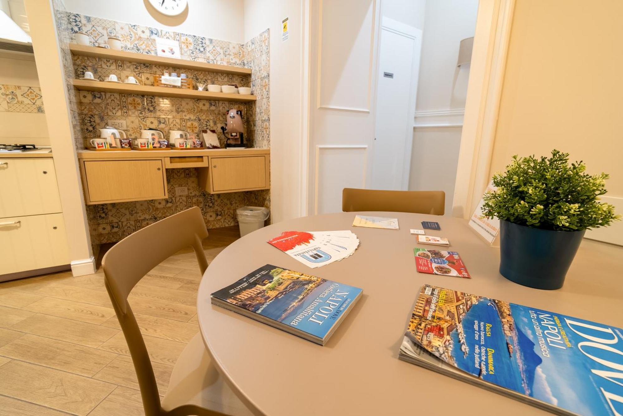 Florita Napoli Hotell Exteriör bild